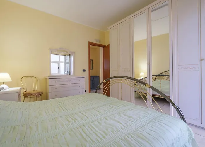 Semesterbostad Casa A 100 Mt Dal Mare SantʼAlessio Siculo