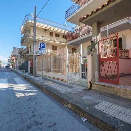 Casa A 100 Mt Dal Mare * Sant'Alessio Siculo